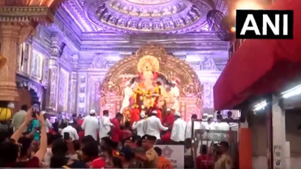 Lalbaugcha Raja Live Lalbaugcha Raja Live