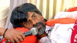“मला मुंबईत जाऊन मरू द्या!” मनोज जरांगेंचं भावनिक वक्तव्य; अश्रू झाले अनावर