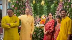 उद्धव ठाकरे राज ठाकरेंच्या शिवतीर्थ या निवासस्थानी, आदित्य ठाकरेही उपस्थित; बाप्पाचं दर्शन आणि सेलिब्रेशन
