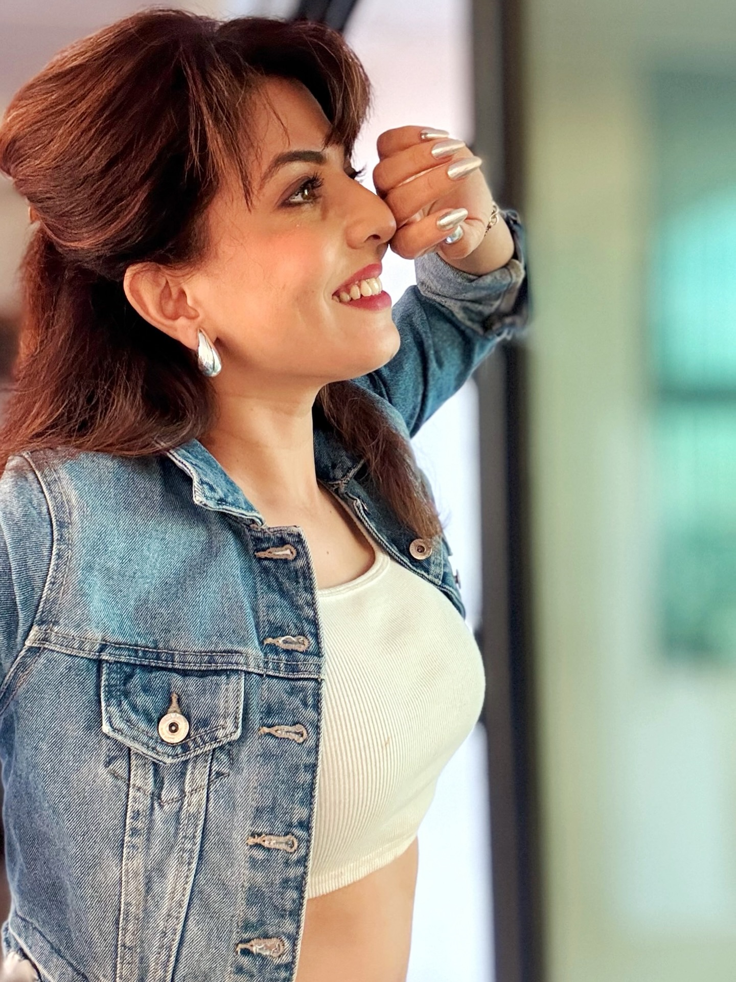 Maadhavi Nemkar White Shirt Pant Bold Look