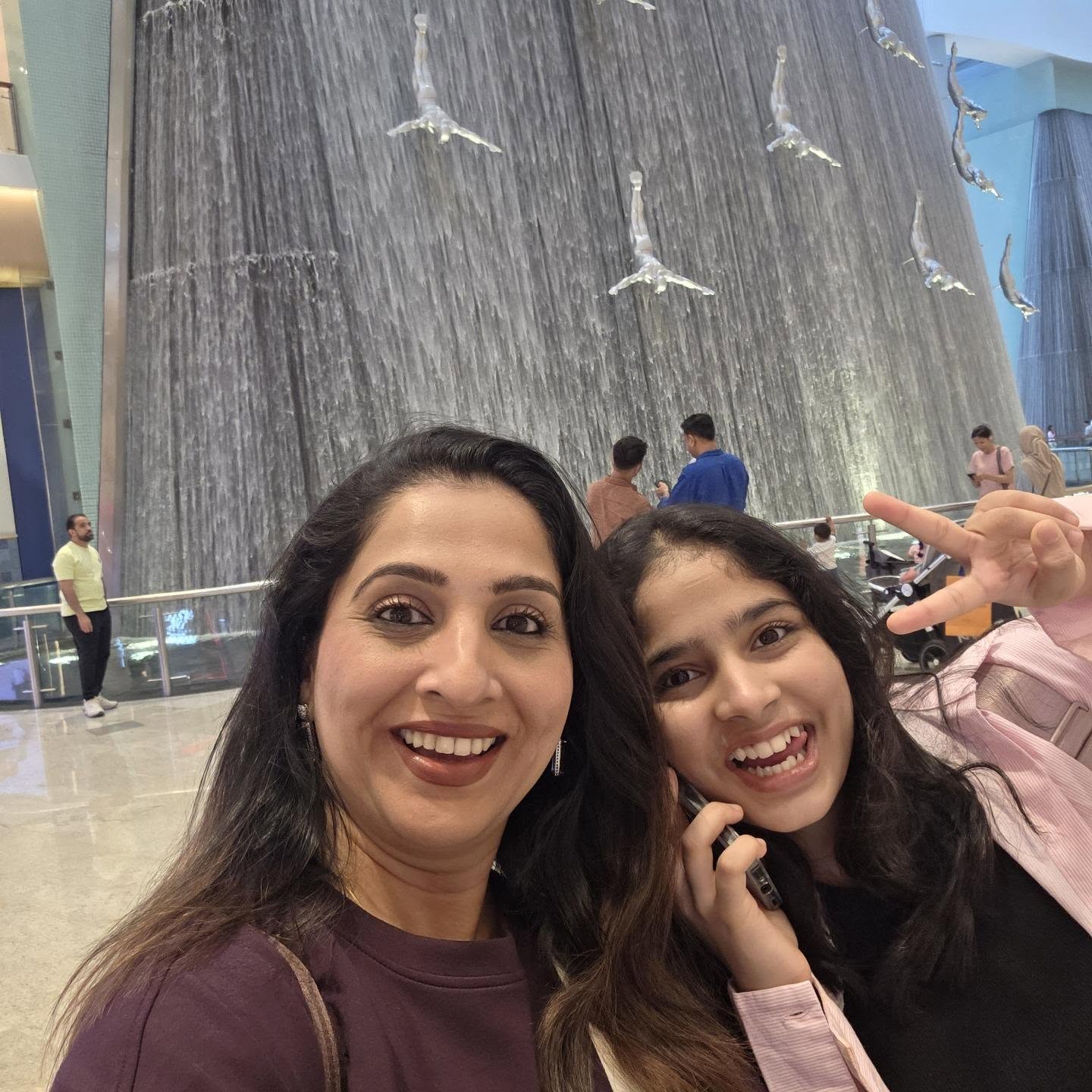 Madhurani Gokhale Swarali Prabhulkar Dubai Vacation