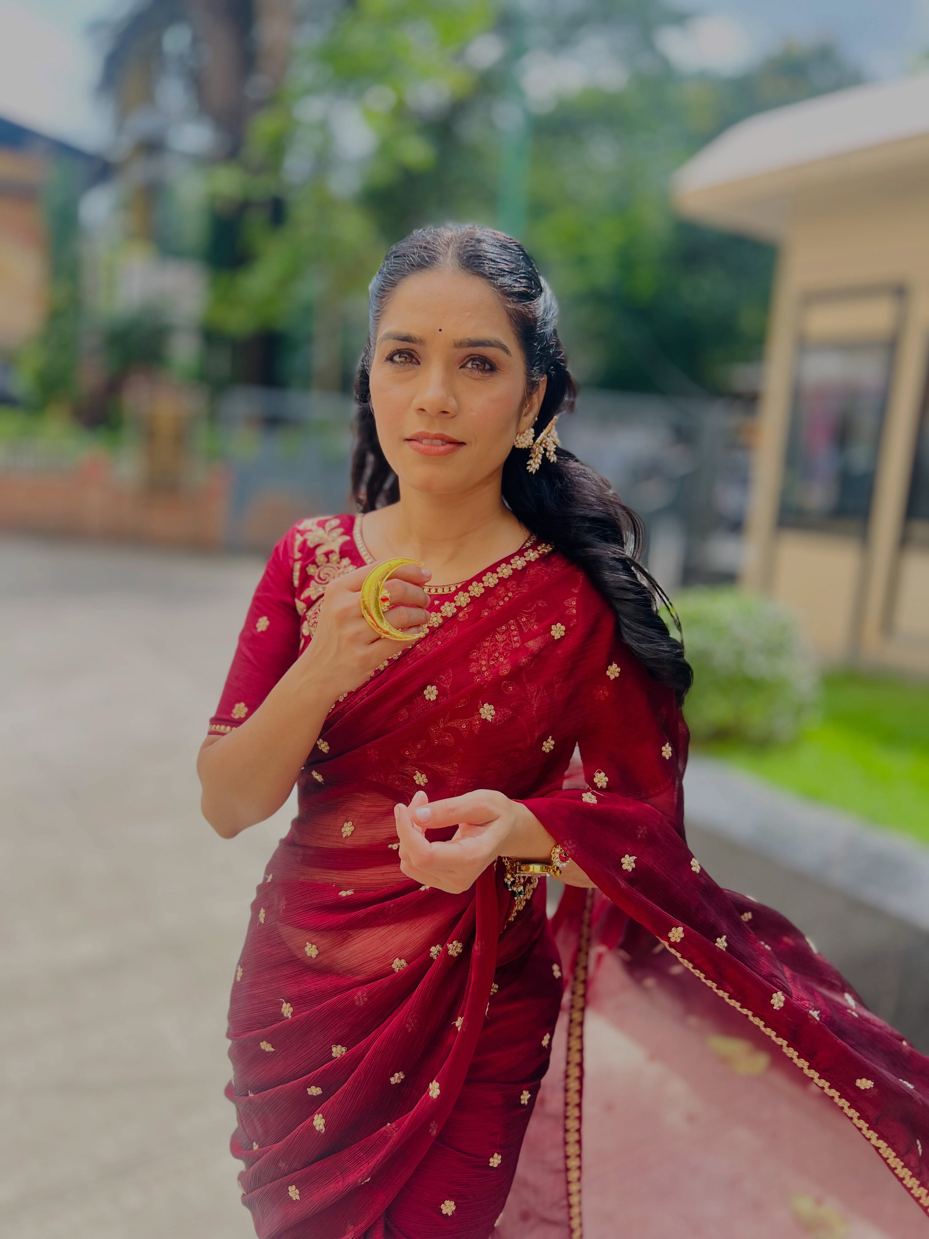 Meenakshi Rathod Maroon Deisgner Saree Look