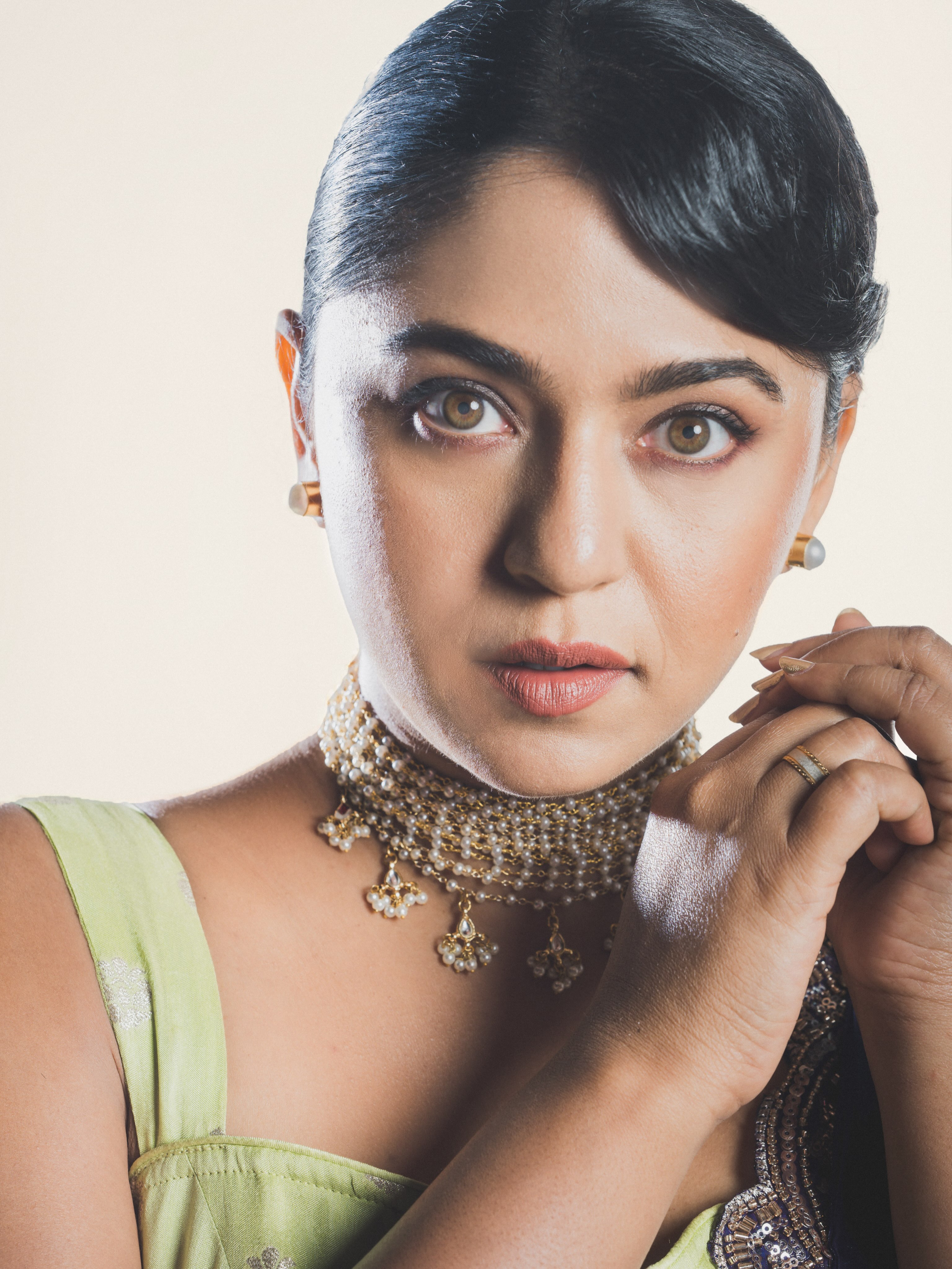 Mrunmayee Deshpande Rao Purple Saree Look