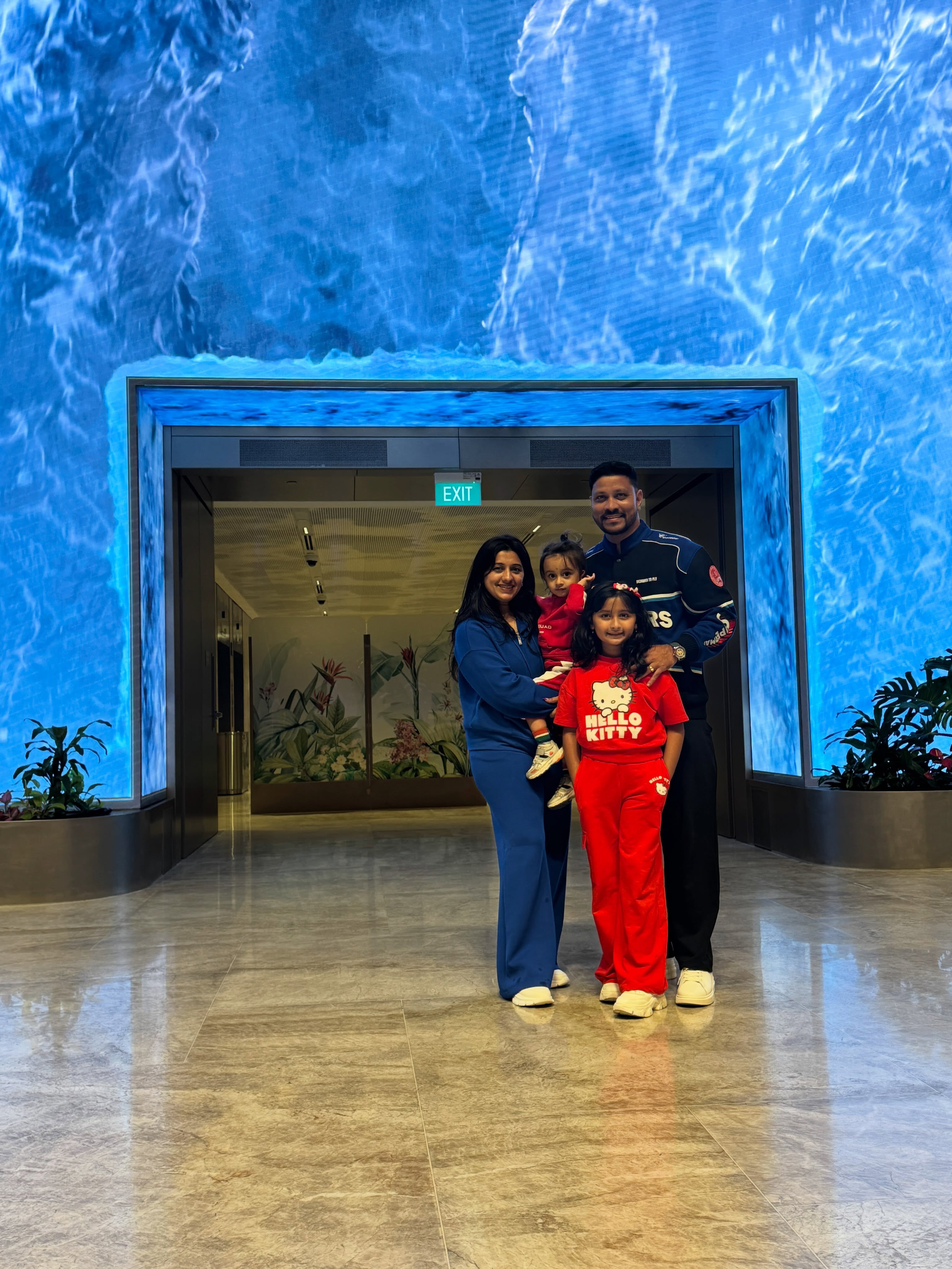 Myra Vaikul Family Vacation At Singapore 