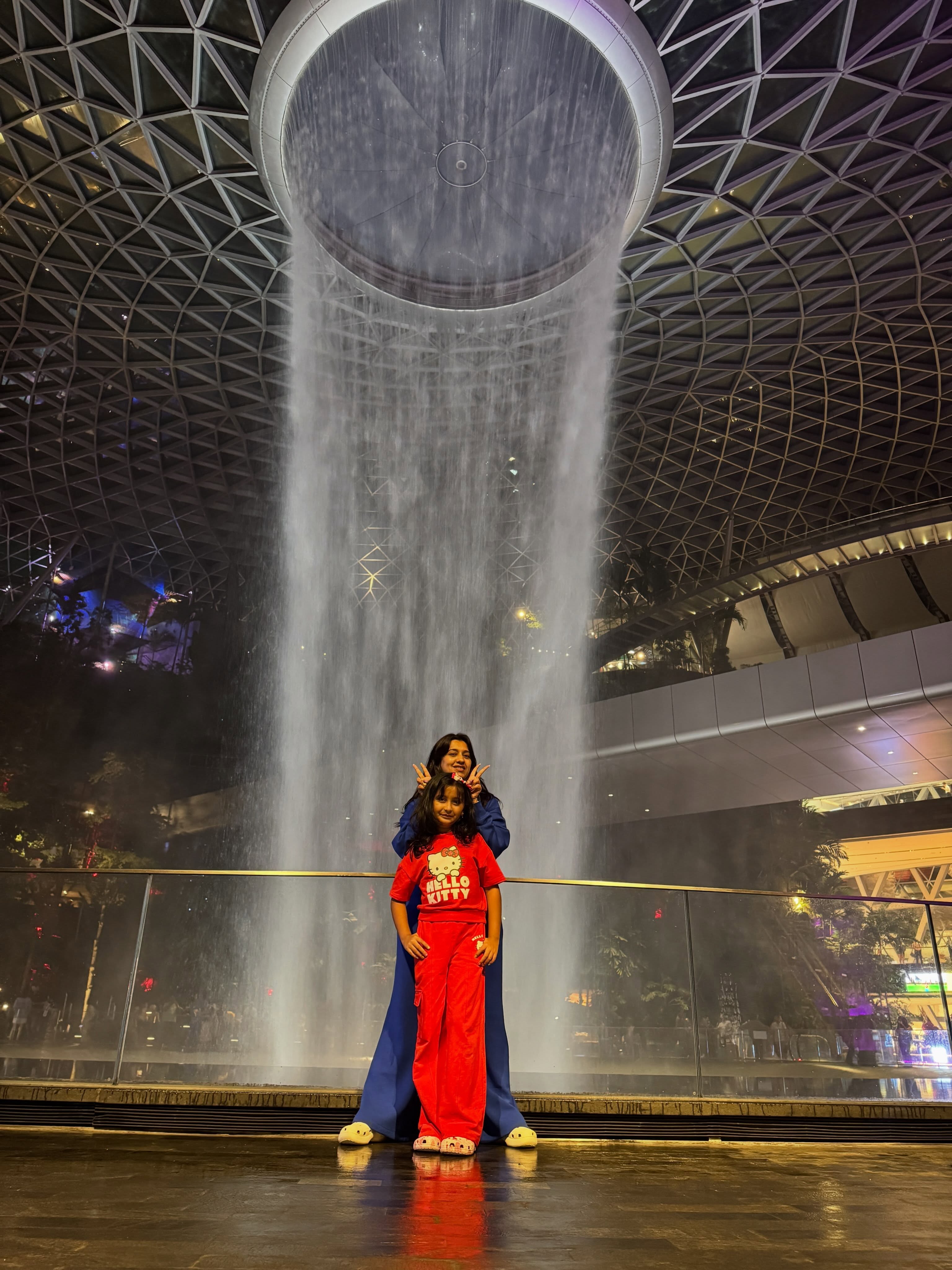 Myra Vaikul Family Vacation At Singapore 