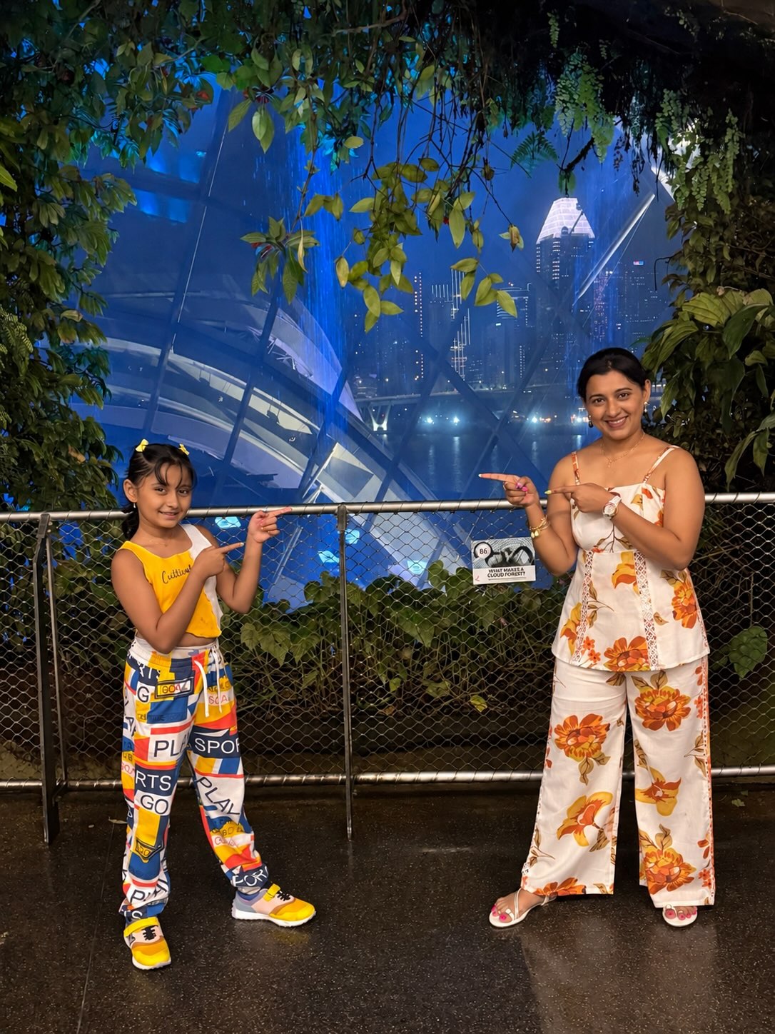 Myra Vaikul Family Vacation At Singapore 
