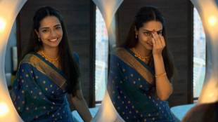 Vallari Viraj looks stunning in a blue saree