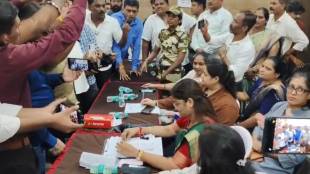 Ulhasnagar Municipal Corporation BJP Shiv Sena Conflict | Mayor Ashwini Nikam Janata Darbar Ruckus | Ulhasnagar Mahayuti Political Tension News | Kumar Ailani Manisha Awhale Ulhasnagar Civic Politics