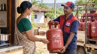 LPG Gas Cylinder Refill Booking New Rules | Domestic LPG Cylinder Booking Period Rural Customers | Petroleum Ministry LPG Supply Rules Maharashtra | Gas Cylinder Refill Booking Limit Jalgaon News
