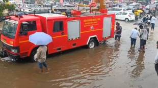 Dhule Heavy Rain Returns Crop Relief | Shirpur Karvand Naka Waterlogging Dhule Rain | Santosh Masole Loksatta Dhule Weather Report | Dhule Rain Yellow Alert Kharif Crops Revival