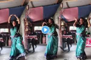 aunty dance on dekha hai pahli bar bollywood song