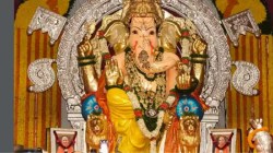 लालबागच्या राजानंतर ‘या’ बाप्पाची सर्वाधिक चर्चा; ६६ किलो सोनं, ३३५ किलो चांदी अन् तब्बल ७०३ कोटींचा इन्शुरन्स