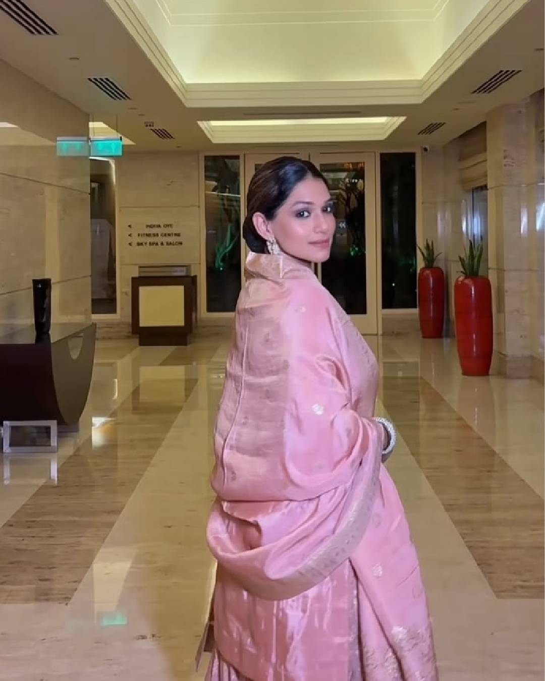 Urmila Kanetkar pink traditional dress