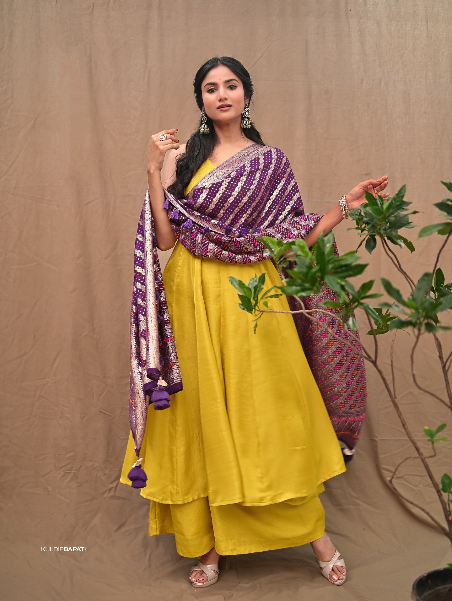 Pooja Birari Yellow Nauvari Saree Look