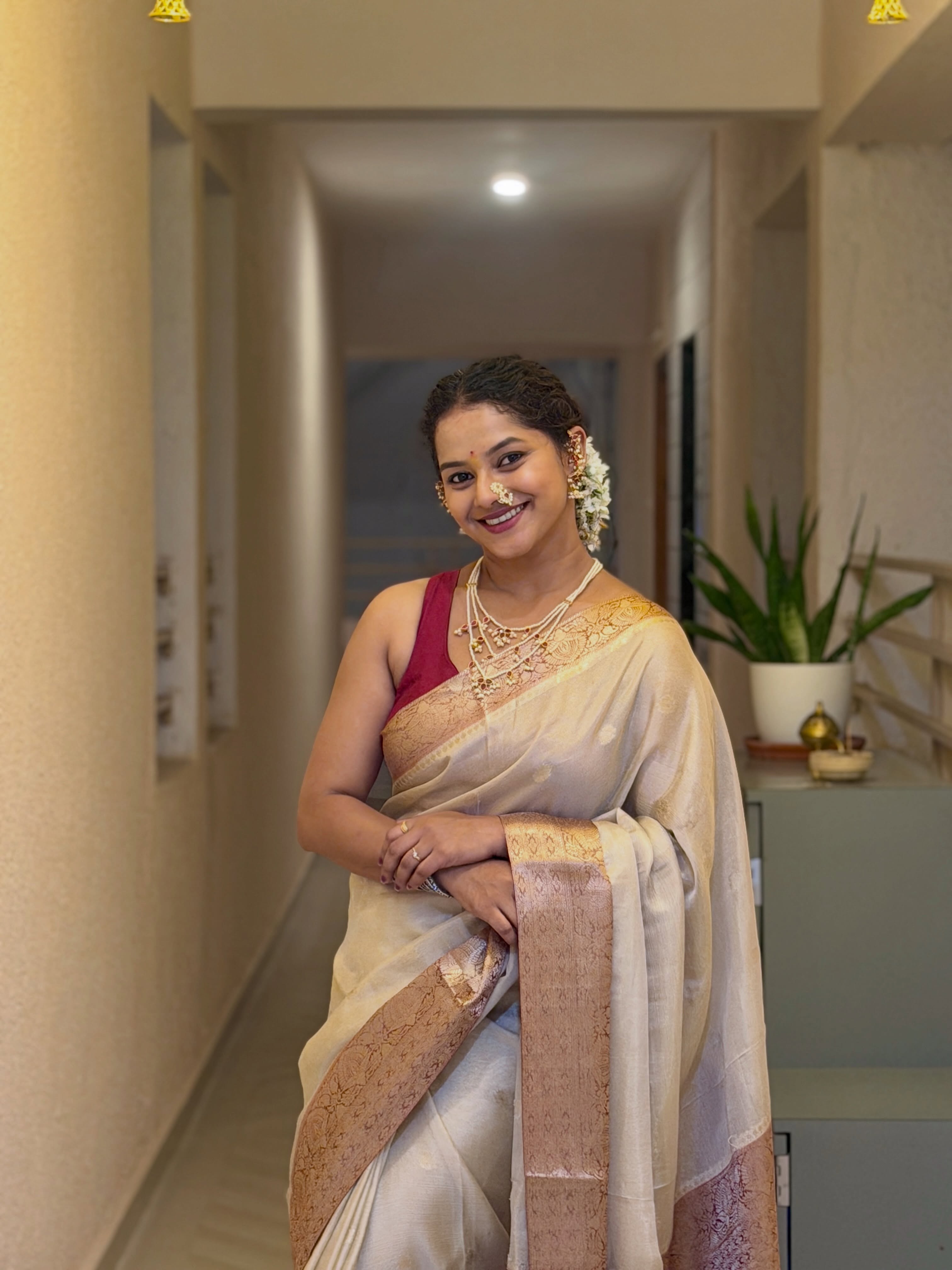 Sakshee Gandhi Saree Look