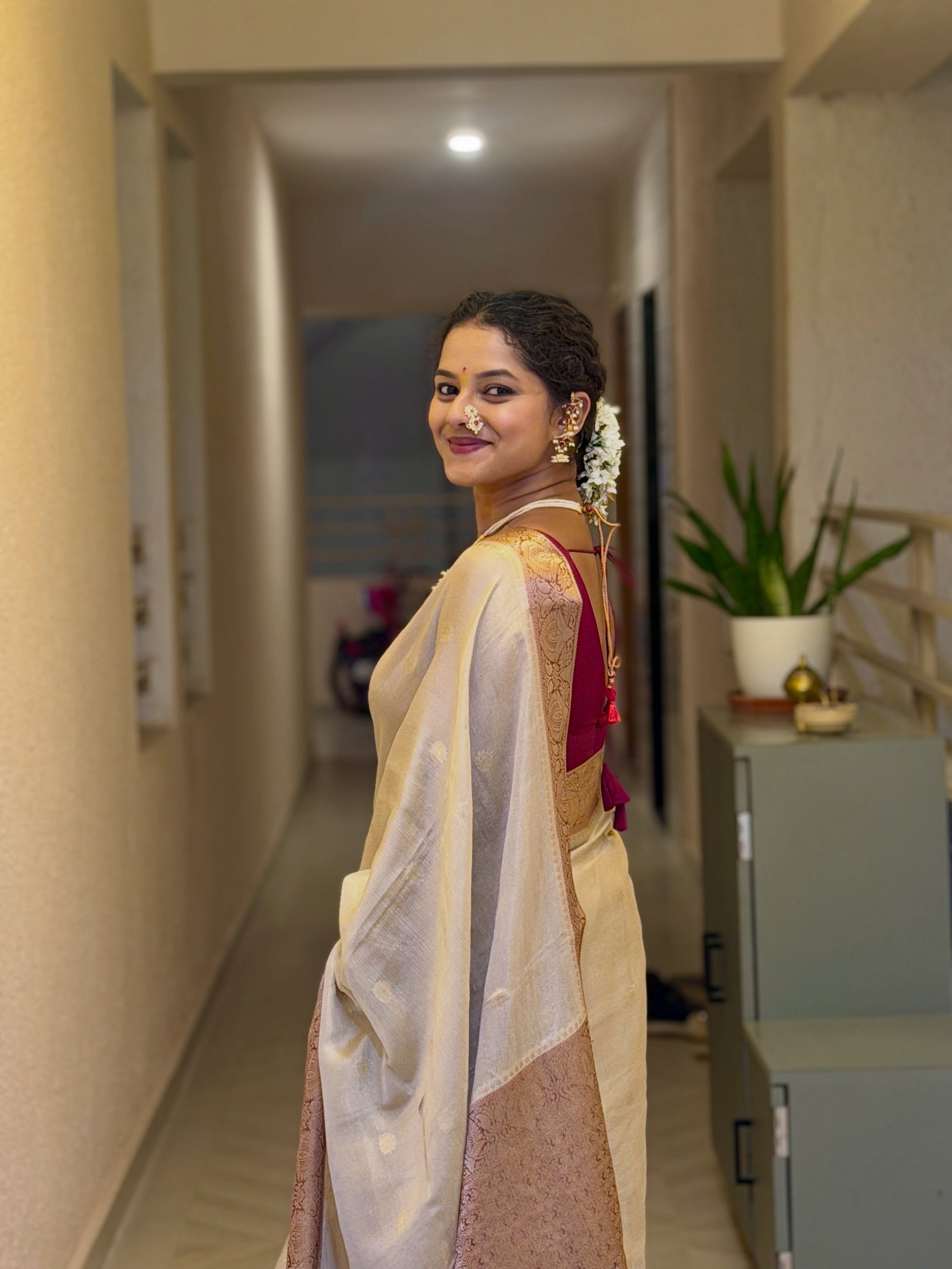 Sakshee Gandhi Saree Look