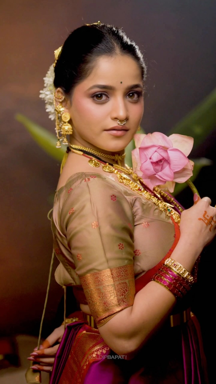 Sharayu Sonawane Pink Nauvari Saree Look