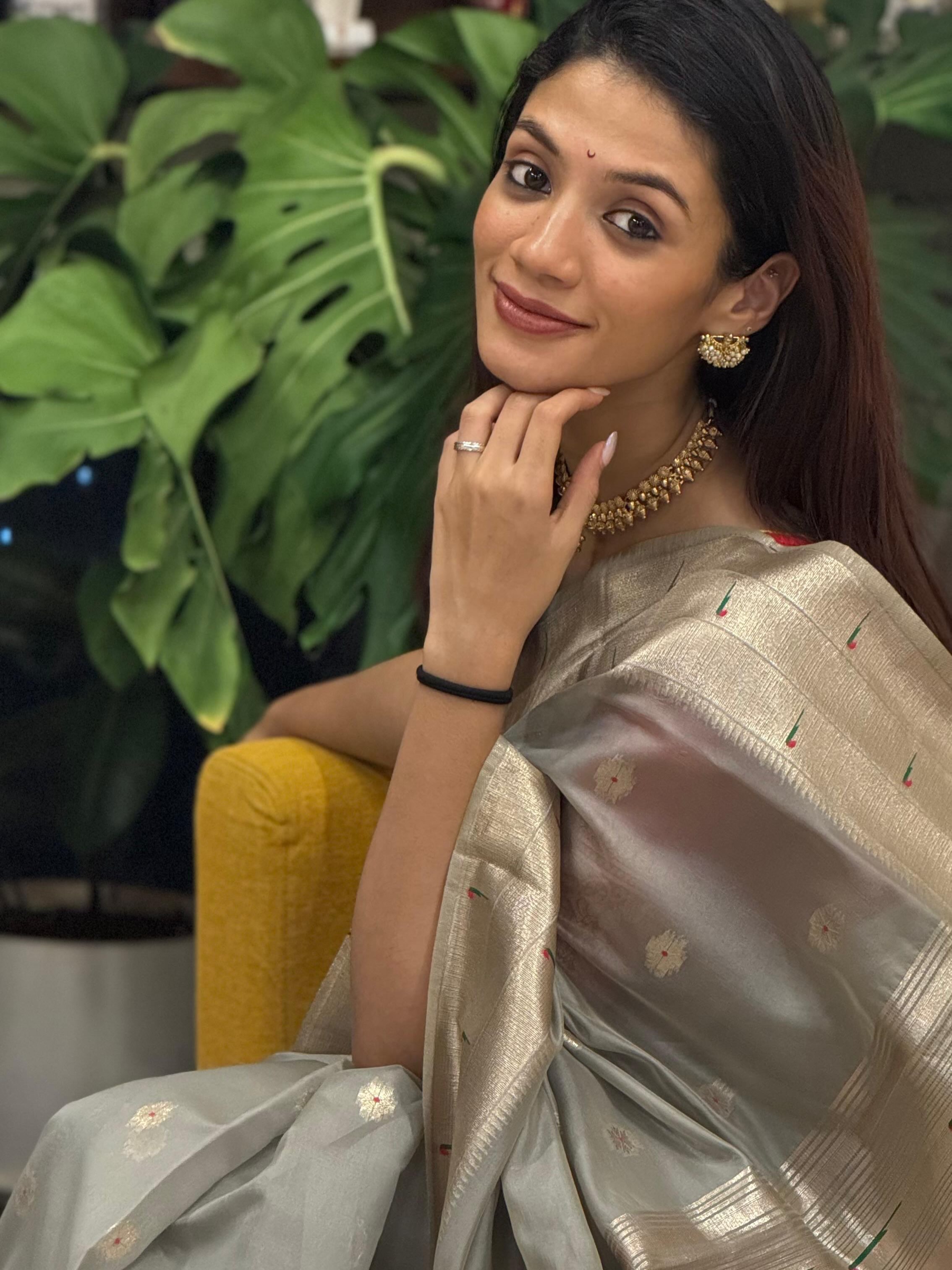 Shubhaavi Lokesh Gupte Paithani Saree Look