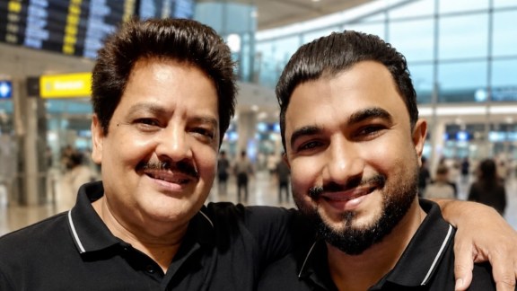 Singer Nisar Wayanad death Dubai concert Udit Narayan voice