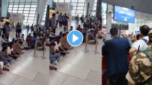 SpiceJet Passengers Protest Delhi Airport