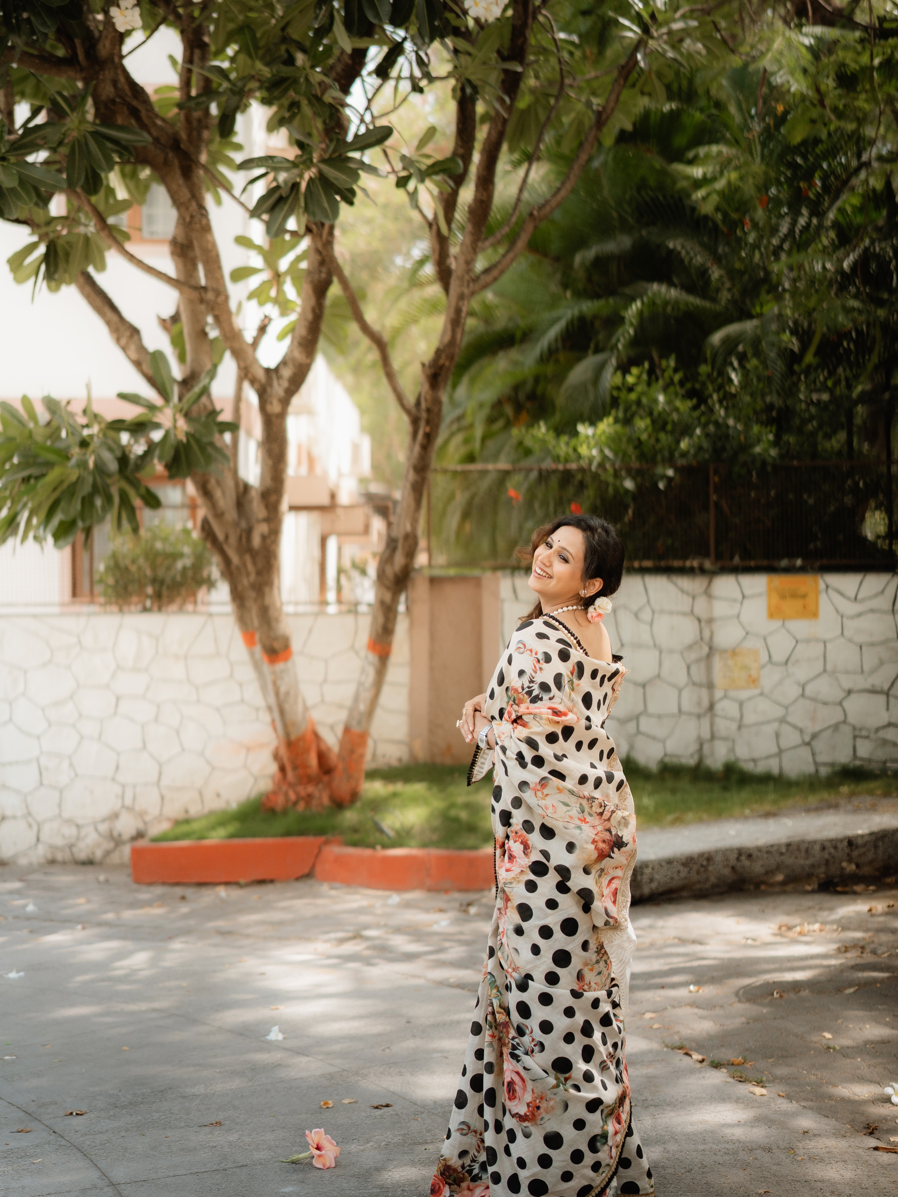Swanandi Tikekar Retro Look Photoshoot