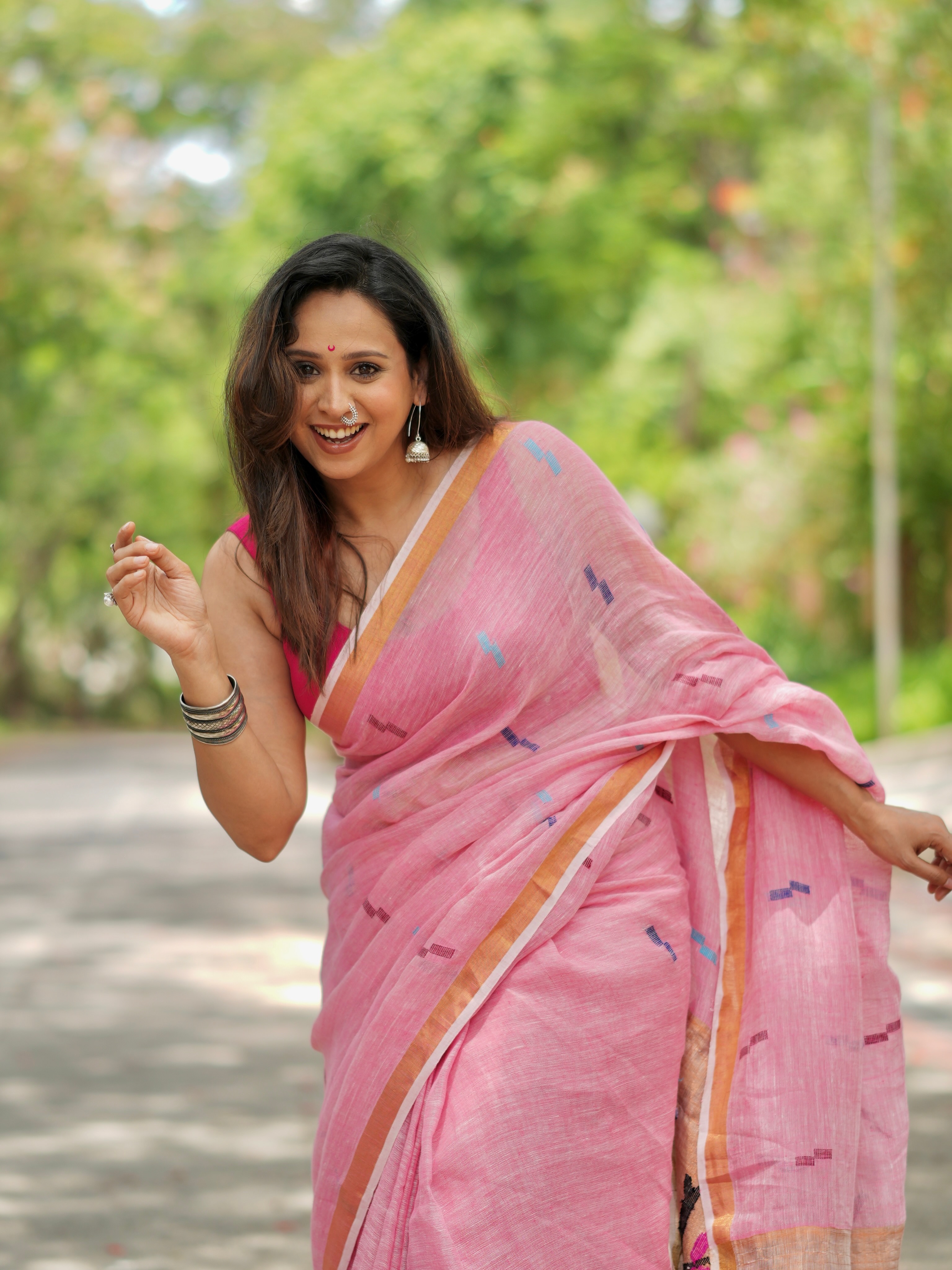 Swanandi Tikekar Retro Look Photoshoot