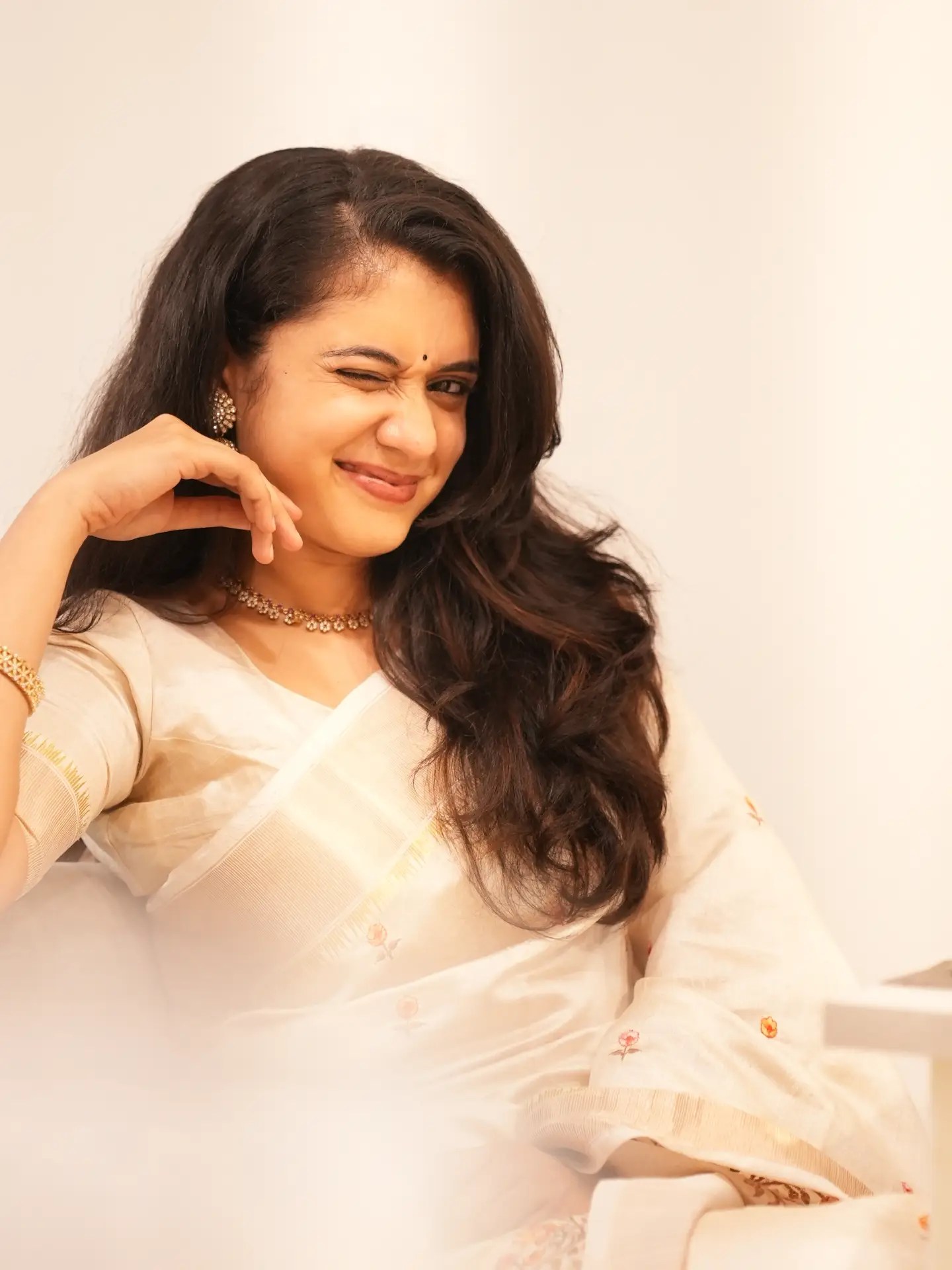 Vaishnavi Kalyankar Gaikwad White Saree Look