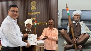 Vasai tehsildar office aadhaar card issue | Jayram Valvi tribal worker struggle | Shramjeevi Sanghatana Vasai protest | Palghar district tribal rights news