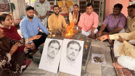 Members of BJP's SC wing in Uttarakhand perform the "buddhi shuddhi" yagna in Dehradun on Tuesday. (Express Photo)