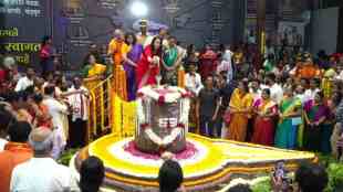 Amruta Fadnavis Chandrapur temple worship controversy | Mahashivling temple controversy notice updates |