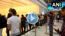 Video : भारतात आयफोन १८ प्रो आणि प्रो मॅक्सची विक्री सुरू; ॲपल दुकानांबाहेर पहाटेपासून ग्राहकांच्या लांबच लांब रांगा
