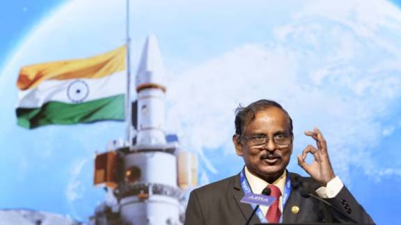 ISRO Privatization Clarification Statement | ISRO Chief Statement on Agency Future | इस्रो खासगीकरण स्पष्टीकरण | इस्रो अध्यक्ष वक्तव्य कर्मचार्यांसाठी आश्वासन