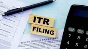 ITR Filing 2026 Record Income Tax Return Marathi News | Income Tax Department ITR statistics Marathi update