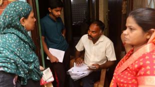 Maharashtra SIR Voter List Revision update | Pune Deleted Voters List Update news | महाराष्ट्र मतदार यादी फेरतपासणी बातमी | पुणे मुंबई वगळलेले मतदार अपडेट