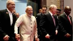 पंतप्रधान मोदींच्या हातात हात घालून चालणाऱ्या इराणच्या राष्ट्राध्यक्षांचा मोजतबा खामेनींच्या प्रकृतीबाबत मोठा खुलासा, म्हणाले…