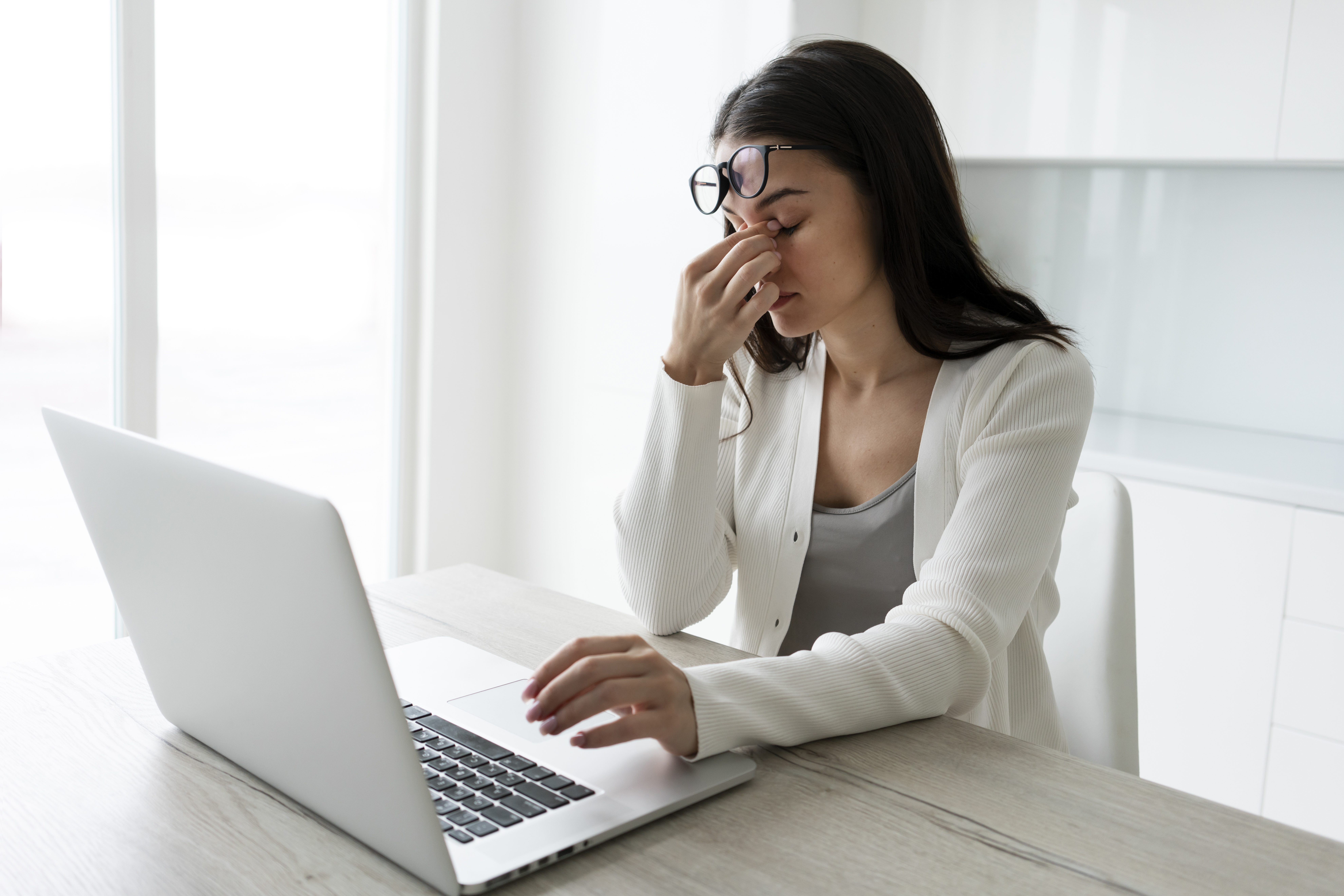 Silent heart attack symptoms in women