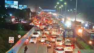 Mumbai Goa Highway Traffic Jam during festival | Ganesh Utsav Konkan Travel traffic updates