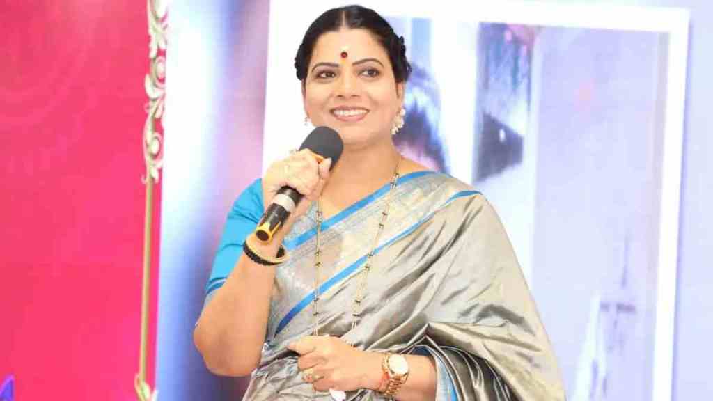 Mumbai Mayor Best Teacher Award ceremony | Mayor Ritu Tawade announcing Adarsh Shikshak Award Mumbai Mayor Best Teacher Award ceremony | Mayor Ritu Tawade announcing Adarsh Shikshak Award
