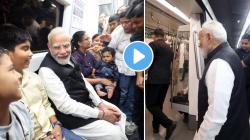 हातात मेट्रोचं कार्ड, ट्रेनची वाट पाहिली; कार्यक्रमाला जाण्यासाठी पंतप्रधान मोदींचा दिल्ली मेट्रोतून प्रवास