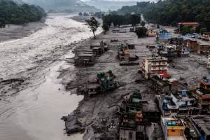 Nepal missing warning signs deadly flood HiRISK report | Glacier collapse and flash floods in Nepal satellite warning signs | नेपाळ पूर दुर्घटना पूर्वसंकेत वैज्ञानिक अहवाल | नेपाळमधील हिमनदी कोसळून झालेला पूर आणि आपत्ती व्यवस्थापन
