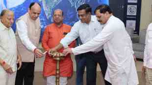 North Maharashtra Startup Connect 2026 event in Dhule | Local entrepreneurs presenting business pitch for investment in Dhule