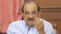 जरांगे आंदोलनामध्ये सरकारचाही आक्रमक पवित्रा, राधाकृष्ण विखे यांची अधिकाऱ्यांसमवेत बैठक