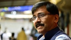 एफआयआरच्या १६ पानांपैकी एकच पान बाहेर कसे? संजय राऊत यांचा प्रश्न,आदित्य ठाकरे यांच्याविरोधात षड्यंत्र; शिवसेना ठाकरे गटाचा दावा
