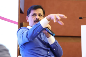 Tukaram Mundhe FDA Maharashtra addressing food safety conference | Food Safety Laws Cloud Kitchen rules announcement | अन्न व औषध प्रशासन आयुक्त तुकाराम मुंढे | ई-कॉमर्स आणि क्लाऊड किचन अन्न सुरक्षा नियमावली