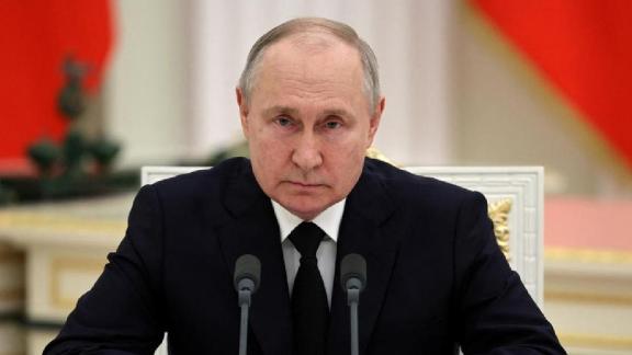 Vladimir Putin Ukraine War Donbas Russia News | Kremlin crisis over Russia Ukraine War stop details