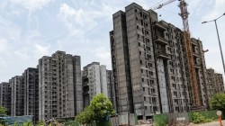 ‘झोपु’ योजनेतील ७० मीटरहून उंच इमारतींसाठी दोन जिन्यांची अट शिथिल