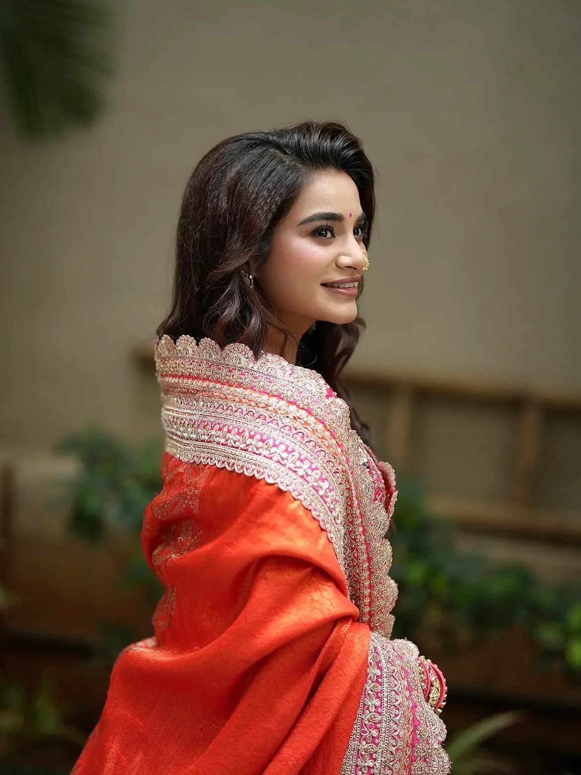  Tanvi Kolte orange saree photos