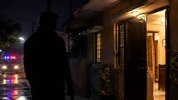 प्रेयसीचं दुसरीकडे लग्न ठरलं अन् प्रियकर संतापला; घरात घुसून १९ वर्षीय तरुणीची हत्या, पोलिसांच्या चकमकीत आरोपी जखमी