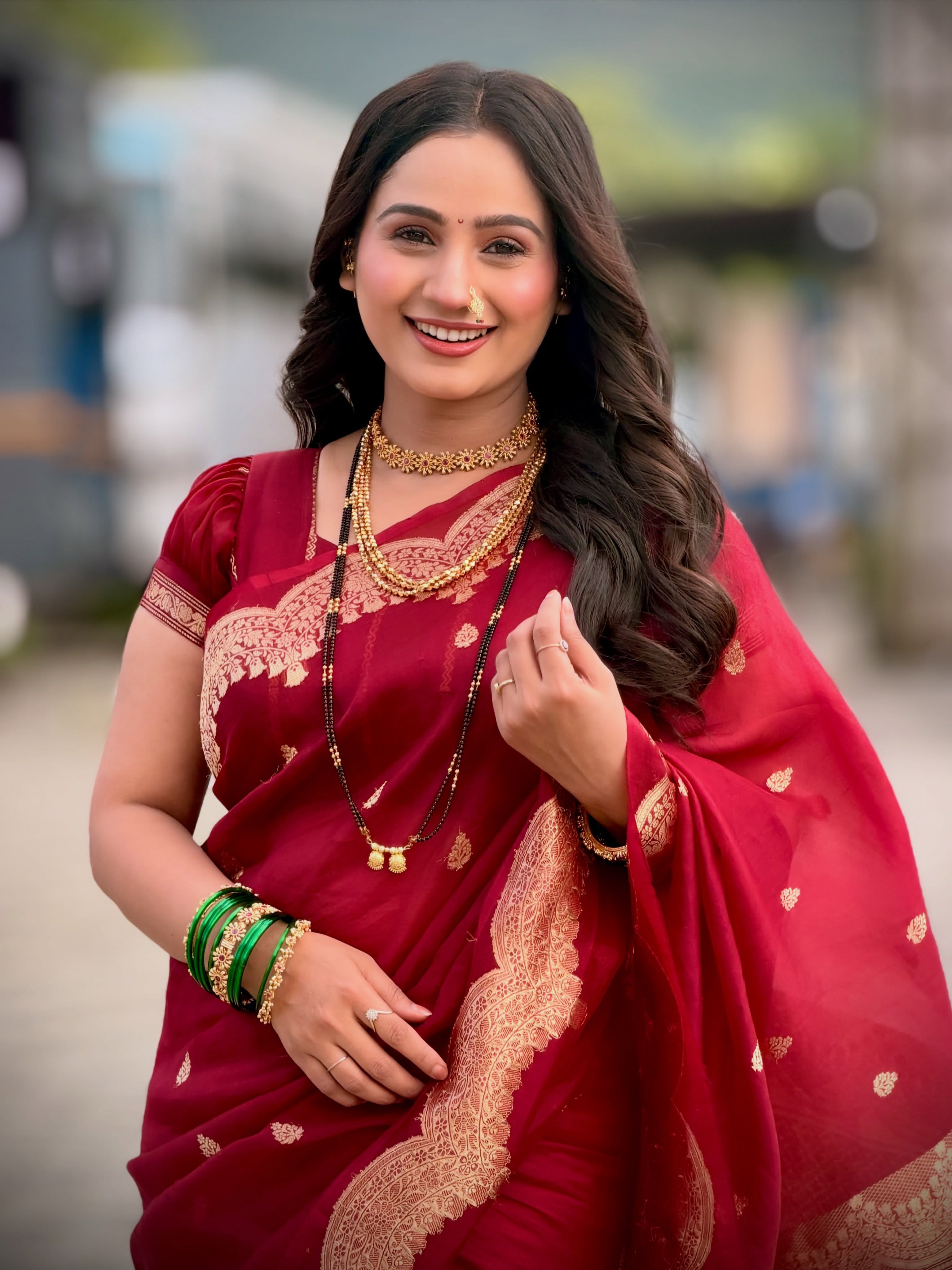 Divya Pugaonkar Saree Look