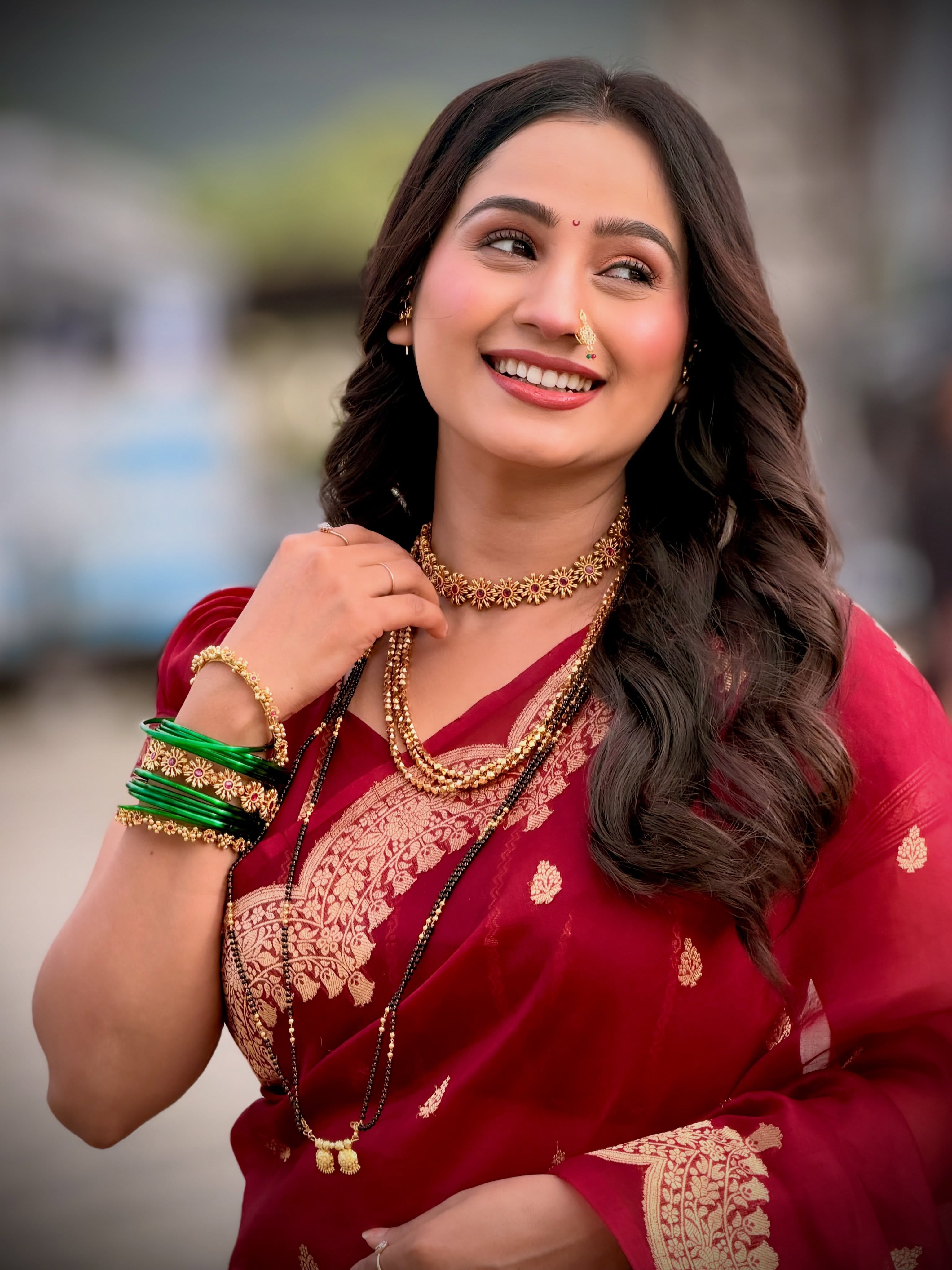 Divya Pugaonkar Saree Look